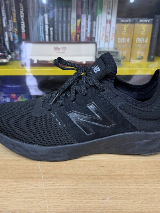 New Balance Other - New Balance Men’s Size 11 Fresh Foam SPT Black Sneakers